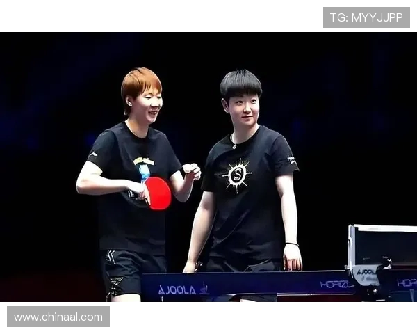 体育明星在赛场外的社交圈层与商业资源