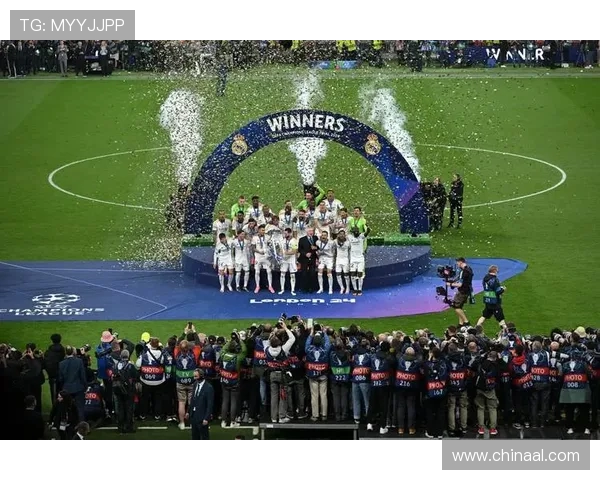 美加墨世界杯期间针对球员的防弹大巴车赛